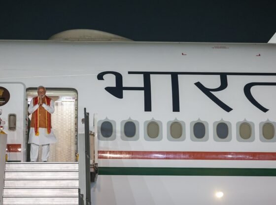 पीएम ने राष्ट्रीय दिवस पर मुख्य अतिथि होने के लिए, मॉरीशस की राज्य यात्रा के लिए प्रस्थान किया