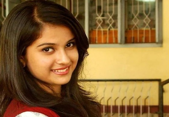 DISHA SALIAN पिता के पास उसके पैसे का दुरुपयोग करने पर उदास था, मुंबई पुलिस ने क्लोजर रिपोर्ट में कहा