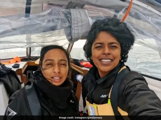 अंतर्राष्ट्रीय महिला दिवस पर, भारतीय नौसेना ने 2 महिला अधिकारियों को ग्लोब के परिचालित किया