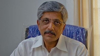 बैकवर्ड क्लासेस के लिए कर्नाटक स्टेट कमीशन के अध्यक्ष जयप्रकाश हेगड़े कहते हैं