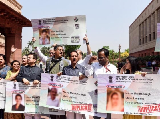 मतदाता विसंगतियों के आसपास की चिंताओं के बीच, ईसी ने बंगाल के बाईपोल-बाउंड कलिगंज के लिए 'संशोधित' चुनावी रोल को प्रकाशित किया