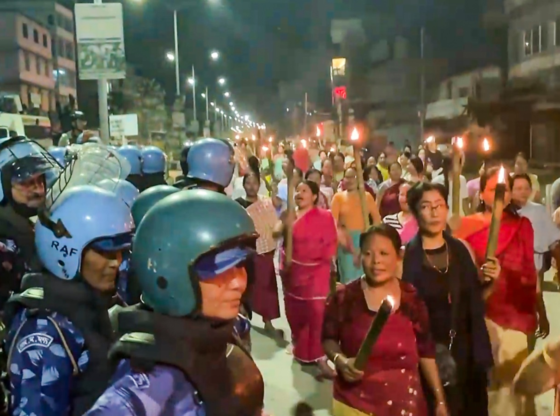 मणिपुर में राष्ट्रपति के शासन को रद्द करने की संभावना नहीं है, भाजपा ने सुझाव दिया कि विधायक ने गवर्नर को 'शिष्टाचार यात्रा' का भुगतान किया। राजनीतिक नाड़ी समाचार