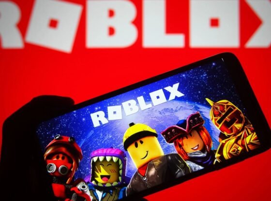 Roblox लोगो नीला क्यों है?