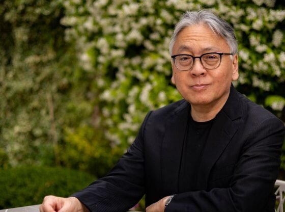 KAZUO ISHIGURO: 'जब आप किताब से फिल्म तक जाते हैं, तो यह एक फायरसाइड मोमेंट है'