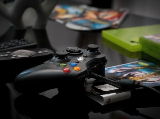 Xbox के मालिकों के लिए ग्रिम चेंज ने अपडेट के बाद खिलाड़ियों के ब्लास्ट 'नरक नहीं' के रूप में विज्ञापनों के साथ लाखों कंसोल को देखा है