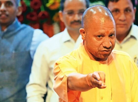 सतर्क रहें, असामाजिक तत्वों के खिलाफ सख्त कार्रवाई करें: कांवर यात्रा के आगे अधिकारियों के लिए सीएम | लखनऊ समाचार