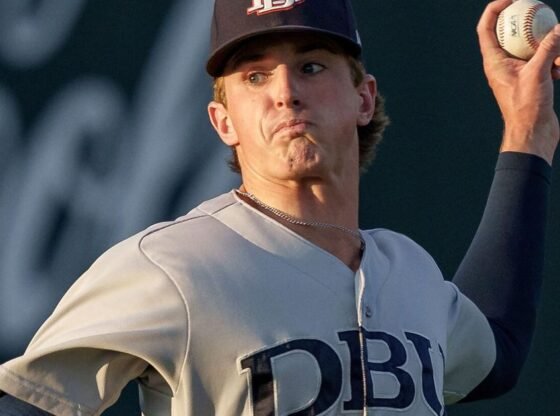 Mariners MLB ड्राफ्ट के दिन 2 पर कॉलेज के घड़े पर लोड करें