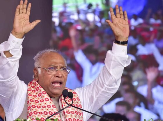 केवल धनखार, पीएम मोदी वीपी के बाहर निकलने के पीछे असली कारण जानते हैं: मल्लिकरजुन खरगे | भारत समाचार