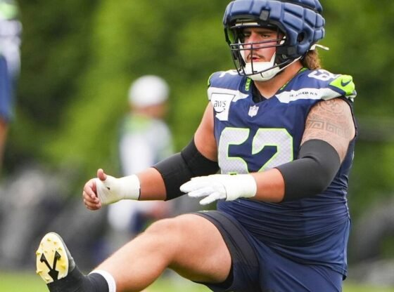 क्यों मेडिकल स्कूल इस Seahawks लाइनमैन के लिए योजना B है