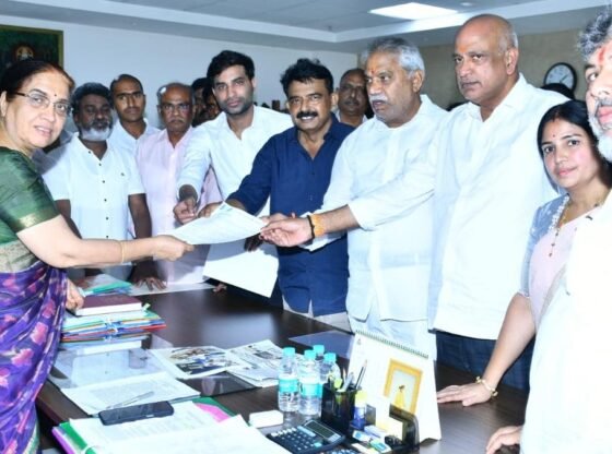 YSRCP के नेताओं ने SEC से आग्रह किया कि पुलिवेंडुला में ZPTC चुनाव का शांतिपूर्ण आचरण सुनिश्चित करें