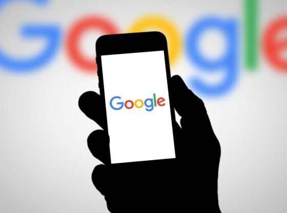 Google 'क्रिटिकल' अलर्ट ऑन डरावनी 'नो टच' हैक करता है जो आपके मोबाइल को अपहरण करता है, बिना कुछ करने के आपके मोबाइल को आप कुछ भी करते हैं