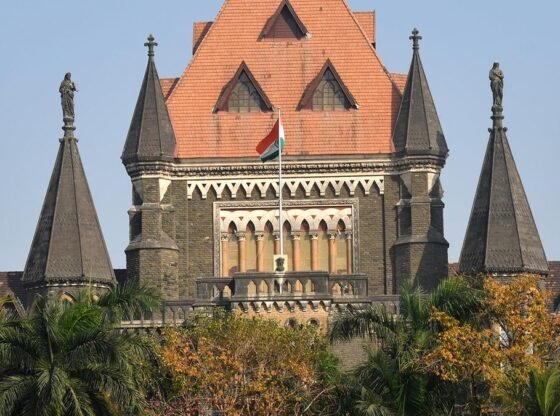 बॉम्बे एचसी को कोल्हापुर में 4 वीं बेंच मिलती है; 18 अगस्त से सिटिंग; महाराष्ट्र सीएम हेल्स मूव