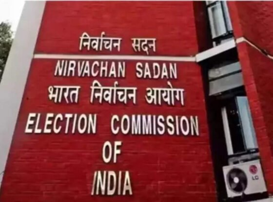 EC ने ADR पर SIR को बाधित करने के दुर्भावनापूर्ण इरादे का आरोप लगाया | भारत समाचार