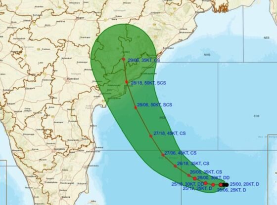 चक्रवात मोन्था आंध्र प्रदेश तट की ओर बढ़ रहा है: आईएमडी ने तीन दिनों के लिए कई जिलों में अत्यधिक भारी बारिश की चेतावनी जारी की | भारत समाचार