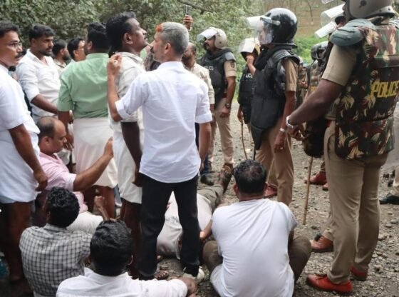 कोझिकोड में पोल्ट्री अपशिष्ट रेंडरिंग यूनिट में झड़प: पुलिस ने डीवाईएफआई नेता सहित 321 संदिग्धों पर मामला दर्ज किया