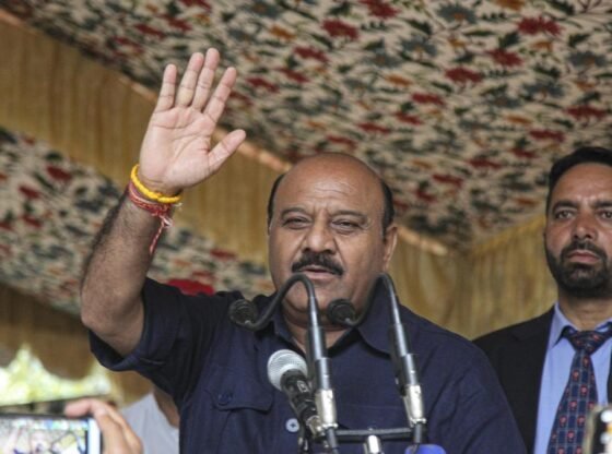 विरोध के बावजूद जम्मू-कश्मीर के डिप्टी सीएम ने सांसद रूहुल्लाह पर बोले शब्द