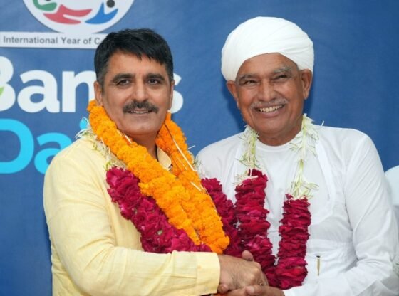 भाजपा के शंकर चौधरी एशिया के सबसे बड़े डेयरी सहकारी अध्यक्ष के रूप में फिर से चुने गए