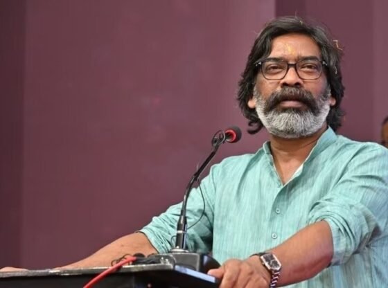झारखंड के मुख्यमंत्री ने एचआईवी संक्रमित रक्त चढ़ाने पर डॉक्टर, अधिकारियों को निलंबित कर दिया