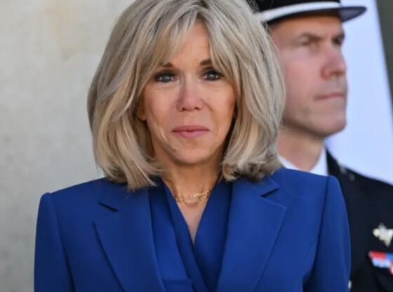 ब्रिगिट मैक्रॉन ने ट्रोल के ऑनलाइन दुर्व्यवहार के हर शब्द को पढ़ा, जिसमें दावा किया गया था कि वह पुरुष के रूप में पैदा हुई थीं, उनकी बेटी ने उत्पीड़न के मुकदमे के बारे में बताया