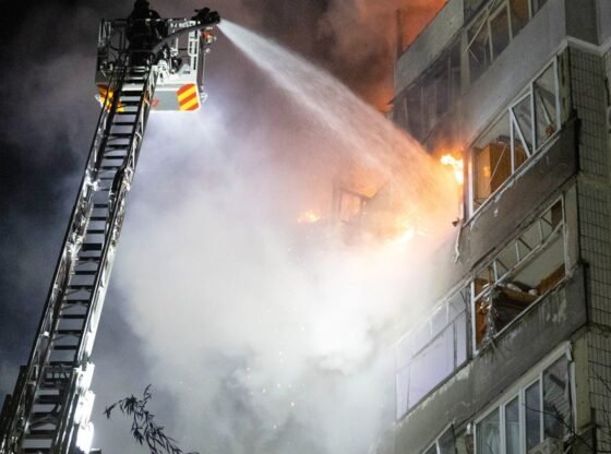 ज़ेलेंस्की का कहना है कि रूस ने यूक्रेन के डोनेट्स्क क्षेत्र में 170,000 सैनिकों को तैनात किया है