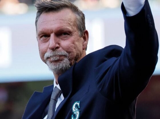 मेरिनर्स ने रैंडी जॉनसन की सेवानिवृत्ति संख्या, सप्ताहांत उत्सव की तारीखों की घोषणा की