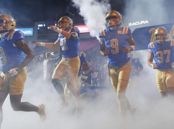 यूसीएलए के फुटबॉल एनआईएल कलेक्टिव के पूर्व प्रमुख ने गलत काम करने से इनकार किया