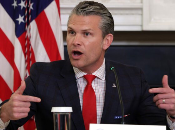 पेंटागन के शीर्ष अधिकारियों ने ट्रम्प को वेनेज़ुएला के लिए नए सैन्य विकल्पों की पेशकश की - सीबीएस - आरटी वर्ल्ड न्यूज़