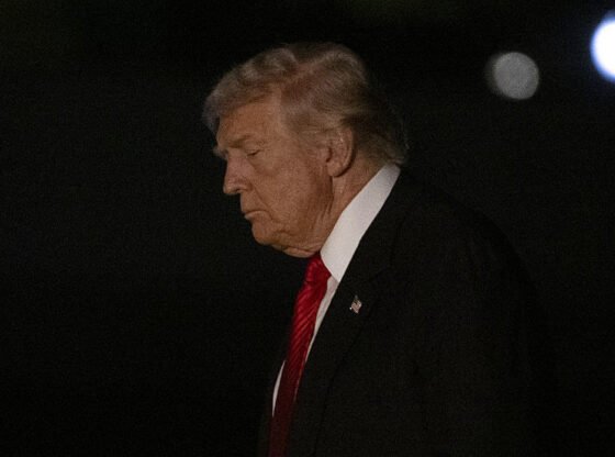 ट्रम्प निजी तौर पर रूस के व्यापार भागीदारों पर भारी टैरिफ का समर्थन करते हैं - अमेरिकी सीनेटर - आरटी वर्ल्ड न्यूज़