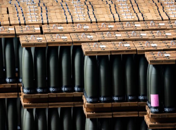 अमेरिका ने यूक्रेन को हथियारों की आपूर्ति और खुफिया जानकारी साझा करने में कटौती की धमकी दी - रॉयटर्स - आरटी वर्ल्ड न्यूज़