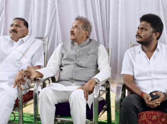 ऊर्जा मंत्री ने अरासीकेरे में सोलर पार्क का निरीक्षण किया