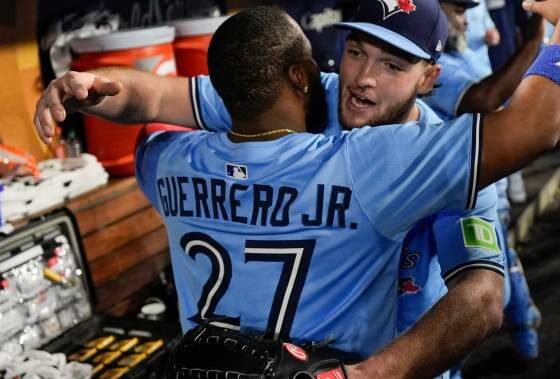 टोरंटो ब्लू जेज़ गेम के लिए शहर जा रहे हैं? यहां वह है जो आपको जानना आवश्यक है