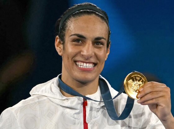 लिंग विवाद मुक्केबाज इमाने ख़लीफ़ ने ओलंपिक स्वर्ण पदक की रक्षा करने की योजना की पुष्टि की और 'कई आश्चर्य' के संकेत दिए