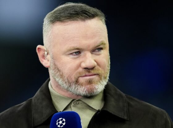 रियल मैड्रिड मुकाबले के बाद रोमांचक आमने-सामने की झड़प के कुछ दिनों बाद वेन रूनी ने वर्जिल वान डिक के विवाद को फिर से हवा दे दी।