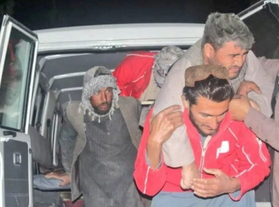 अफ़ग़ानिस्तान में 6.3 तीव्रता के भीषण भूकंप से कम से कम 20 लोगों की मौत हो गई और 320 घायल हो गए