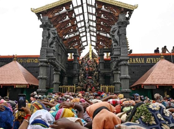 केरल उच्च न्यायालय द्वारा त्रावणकोर देवास्वम बोर्ड को फटकार लगाने के बाद सबरीमाला में स्पॉट बुकिंग की सीमा एक दिन में 5,000 तक सीमित कर दी गई - केरल समाचार