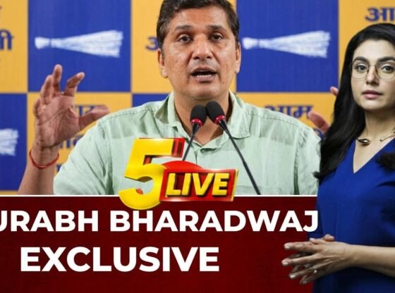 दिल्ली की गंदी हवा पर युद्ध: AAP ने बीजेपी पर पानी के टैंकरों से प्रदूषण के आंकड़ों में हेराफेरी करने का आरोप लगाया