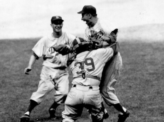 डोजर्स ने कितने विश्व सीरीज खिताब जीते हैं?