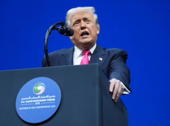 ट्रम्प ने सेना से 'अवैध आदेशों को अस्वीकार करने' का आग्रह करने के लिए डेमोक्रेट्स को 'देशद्रोही' कहा