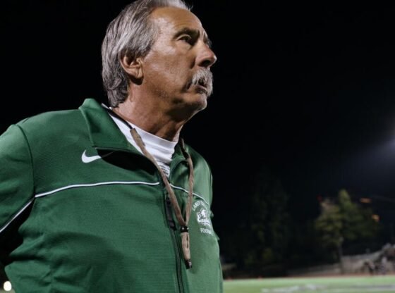 ओकलैंड पुलिस का कहना है कि लैनी एथलेटिक निदेशक जॉन बीम की शूटिंग के मामले में गिरफ्तारी की गई है