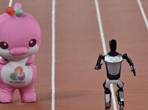 चीन की ह्यूमनॉइड रोबोट सेना पहले से ही अमेरिका से आगे निकल रही है