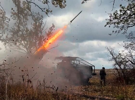 यूक्रेन के ओडेसा क्षेत्र में रूस द्वारा पावर ग्रिड में विस्फोट जारी रखने से 2 लोगों की मौत हो गई