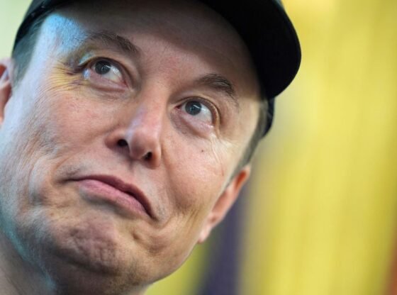 होलोकॉस्ट के दावों के खंडन के बाद फ्रांस मस्क के ग्रोक चैटबॉट की जांच करेगा